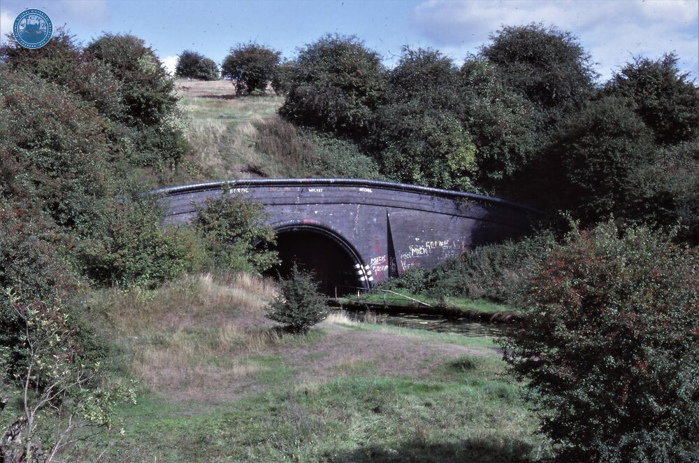 BCN Netherton Tunnel Branch. Netherton Tunnel South End. 18/09/1983