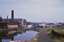 BCN Old Main Line: Top Locks Smethwick and Evered Factory. 09/09/1966