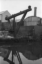 South of Spon Lane Bridge, Old Crane at wharf, Old Main Line 04/12/66