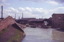 Matty boats & dayboats between Chemical Arm Junction and Seven Stars Br, Oldbury, BCN Old Main Line, 17th Apr 1964