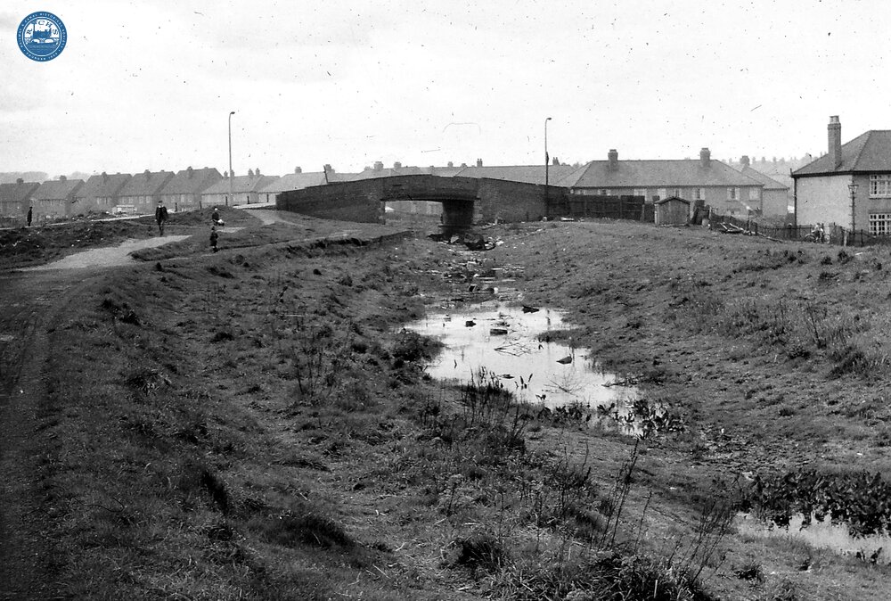 BCN Bradley & Wednesbury Oak Loop: Summerhill Bridge on Upper Church Lane