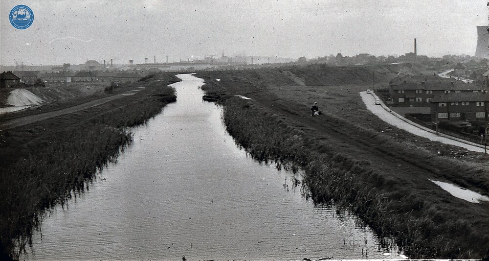 BCN Ocker Hill Branch: View along branch from junction