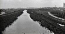 BCN Ocker Hill Branch: View along branch from junction
