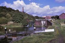 BCN Dudley No 1 Canal. Parkhead- Delph. Lock 4 looking to lock 3, Delph Lock. 13/09/1966