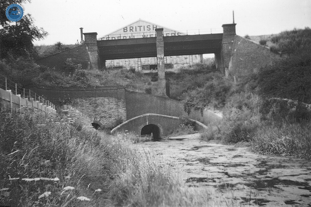 Dudley Tunnel (Tipton portal). Date: July 1958. 