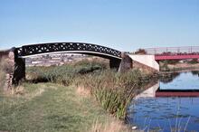 BCN Dudley No 2 Canal. Parkhead Windmill End. Cross over. 2 lock line Bridge Blackbrook Junction. 18/09/1983