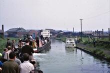 BCN Dudley No 2 Canal. Parkhead Windmill End. Trip boat passes Primrose Hill. 02/06/1968
