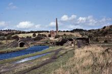 BCN Dudley No 2 Canal on approach to Windmill End Junction. 18/09/1983