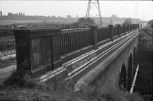 Aqueduct over railway near M5, Tame Valley Canal