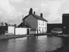 Pelsall Junction (BCN Cottages 211, 212), Friar Bridge, 9 April 1972