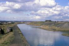BCN Wyrley & Essington Canal. Daw End branch, Walsall Wood north from Northywood Bridge. 09/04/1972