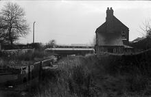 Lock 10 and Cottage, Clarkes Lane Bridge, Sandbeds, Bentley Canal, 28/11/71