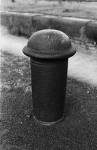 Bollard at Lock 7, Sandbeds, Bentley Canal, 28/11/71