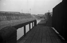 View S towards first roving bridge from Interchange Basin, Wednesbury Old Canal, 24/06/69