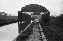 Great Bridge Railway Interchange, Walsall Canal, 10/03/67
