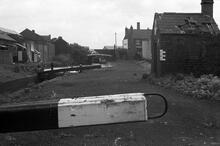 Ryders Green Top Locks, Walsall Canal, 27/05/72