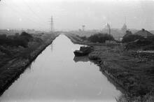 Looking S from Bentley Mill Lane Bridge, Anson Branch, Bentley Canal right 03/11/66