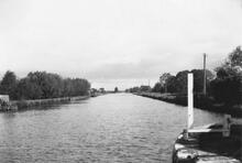 Looking NE from Saul Swing Bridge. October 1956