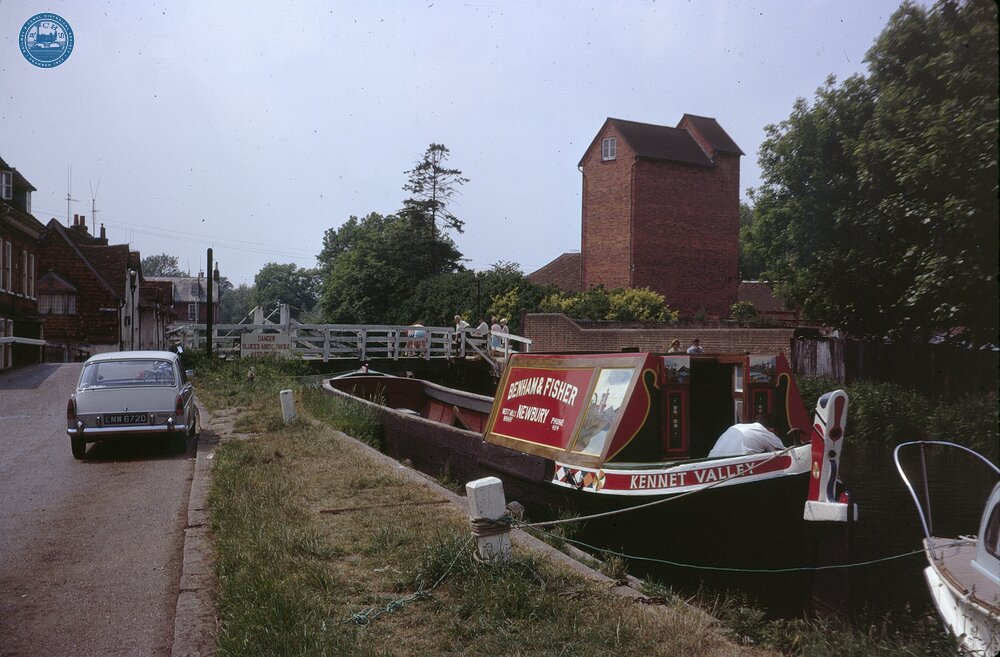 KENNET VALLEY at West Mills, Newbury, Kennet & Avon Canal, June 1970