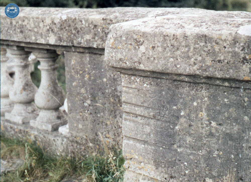 Rope marks on Dundas Aqueduct