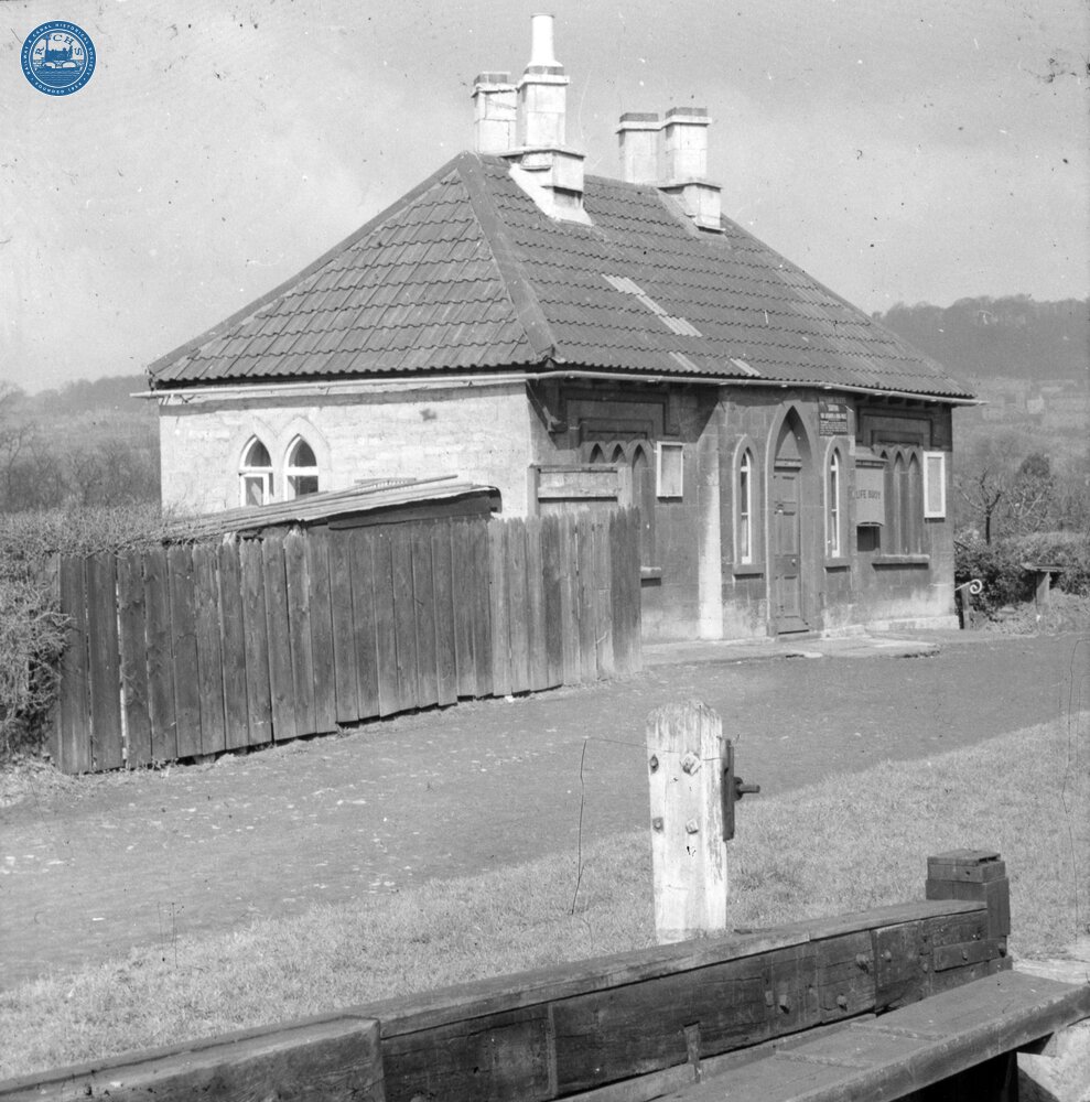Bath Top Lock Cottage