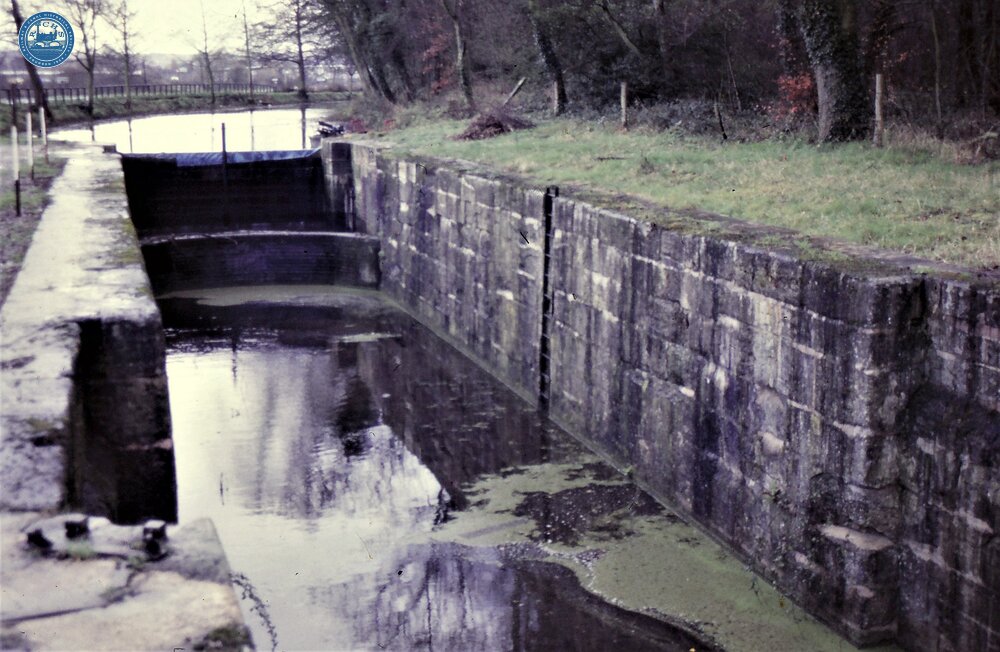 Blunder Lock, Eastington, Stroudwater Navigation. 1990