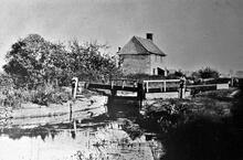 Wildmoor Lock. South Cerney. Ca 1910