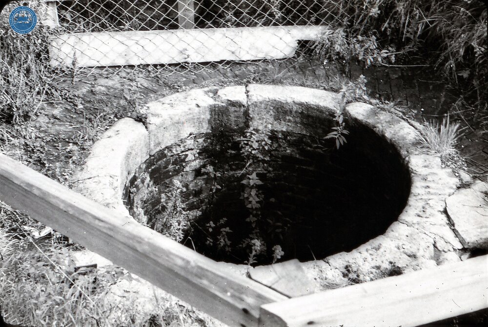 Circular Weir, Bowbridge. 