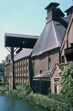 River Lea, Ware, Granary dock