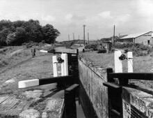 Chesterfield Canal. Worksop, Deep Lock (47). 31 May 1958