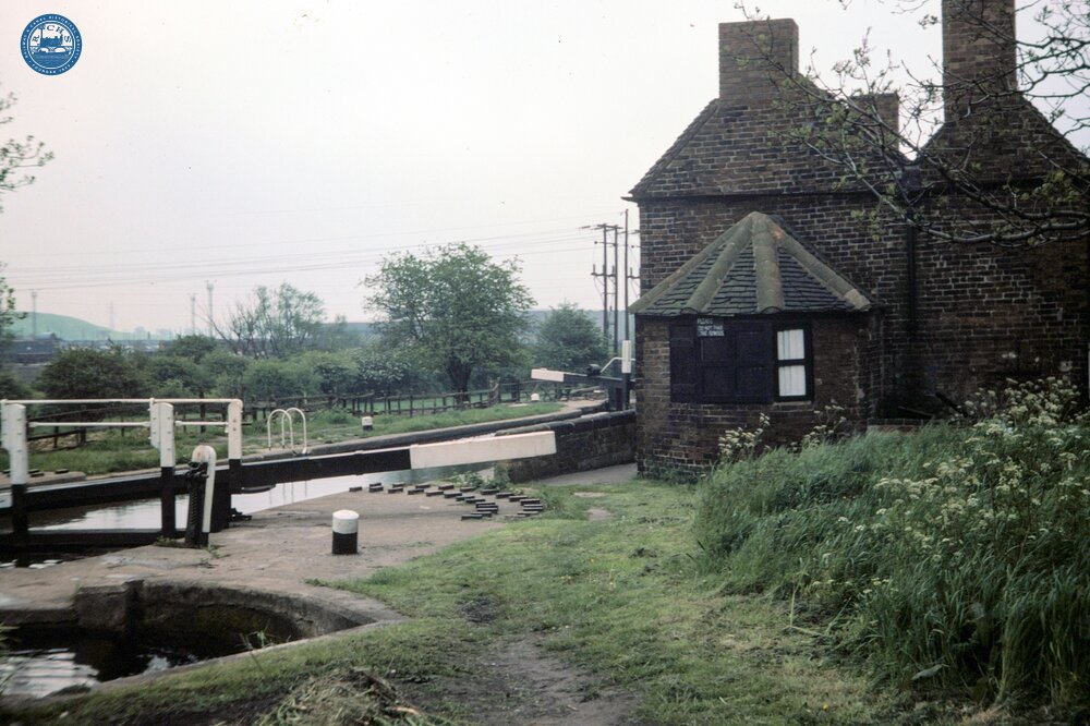 Erewash Canal. Sandiacre Toll House. 1977