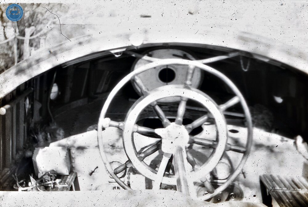 Steering wheel 