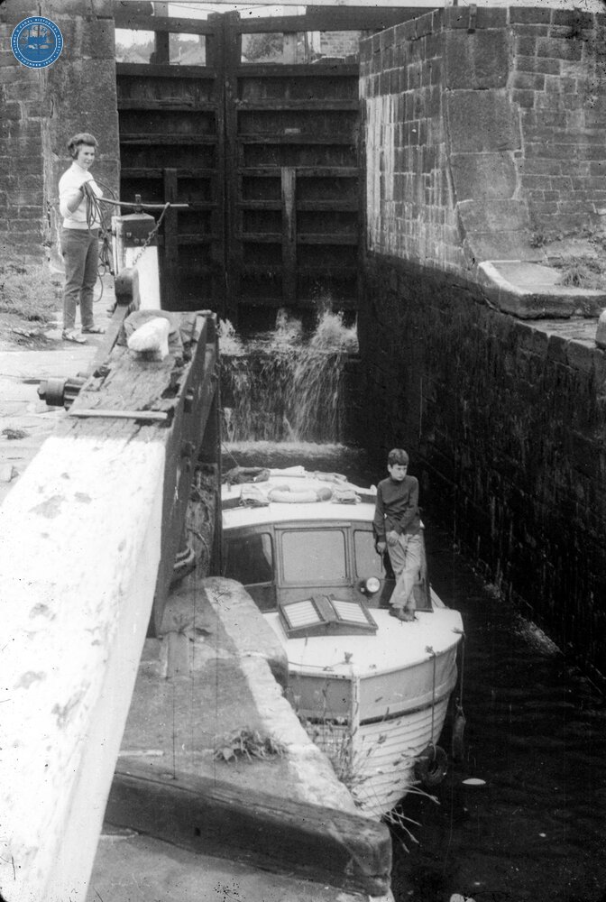 Leeds & Liverpool Canal. Bingley. Five Rise Locks. Locking through a Middle Lock