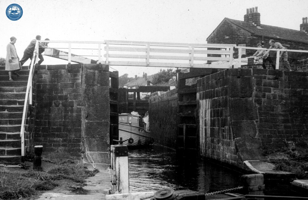 Leeds & Liverpool Canal. Bingley. Five Rise Locks. Locking through a Middle Lock