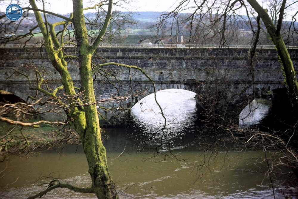 Leeds & Liverpool Canal. East of Bingley. Dowley Gap Aqueduct. 1977