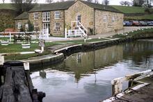 Leeds & Liverpool Canal. Bank Newton. 1977