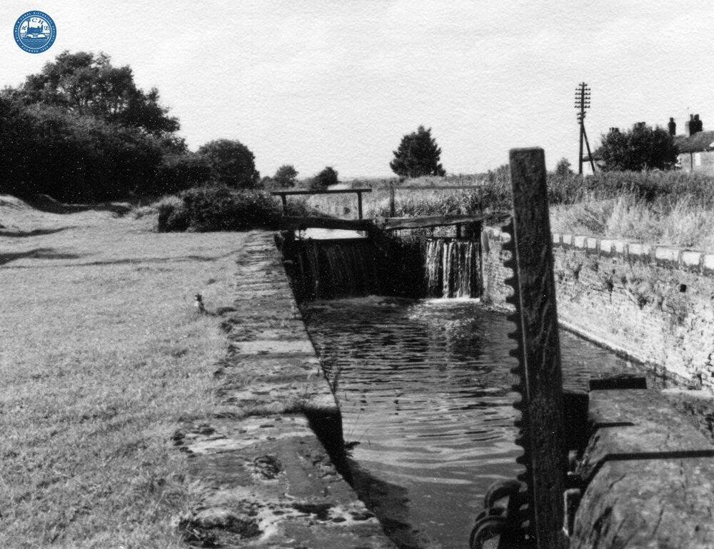Driffield Canal. Wansford Lock. 1958