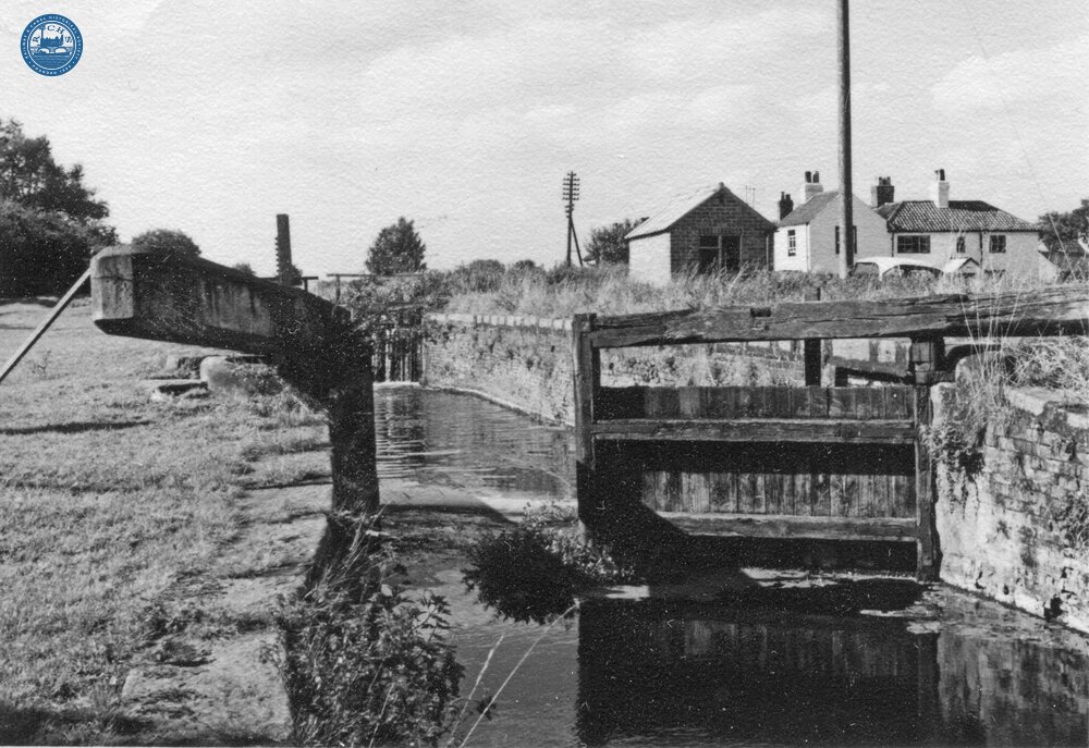Driffield Canal. Wansford Lock. 1958