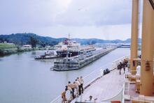 NZ1__31E Entering Gatun Locks  (Ref 017917E)