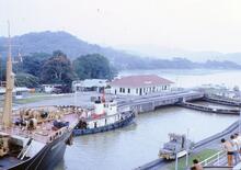 NZ1__32E Gatun locks Panama canal 17 October 1970  (Ref 017918E)
