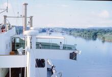 NZ1__37E Approaching locks Panama canal 17 Octobber 1970  (Ref 017923E)