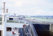 NZ1__42E In lock Panama canal 17 Octiber 1970  (Ref 017928E)
