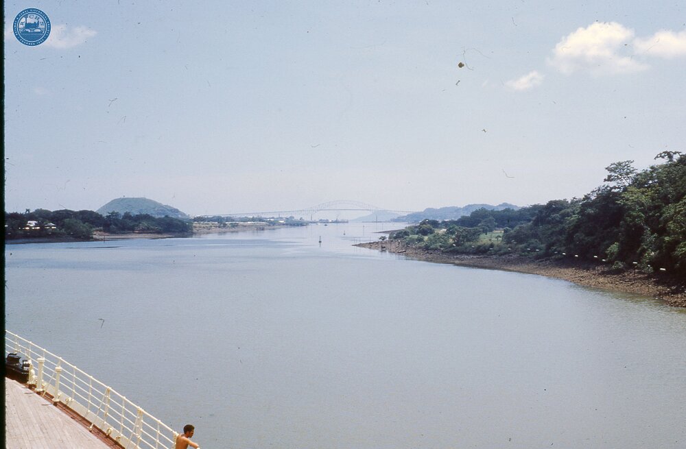 Roma 017946E NZ1 60E pacific end Panama canal 17 October 1970