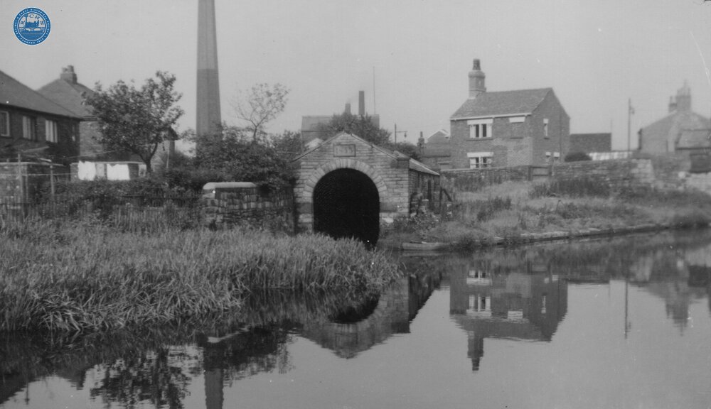 1833. Packet Boat House. 1957