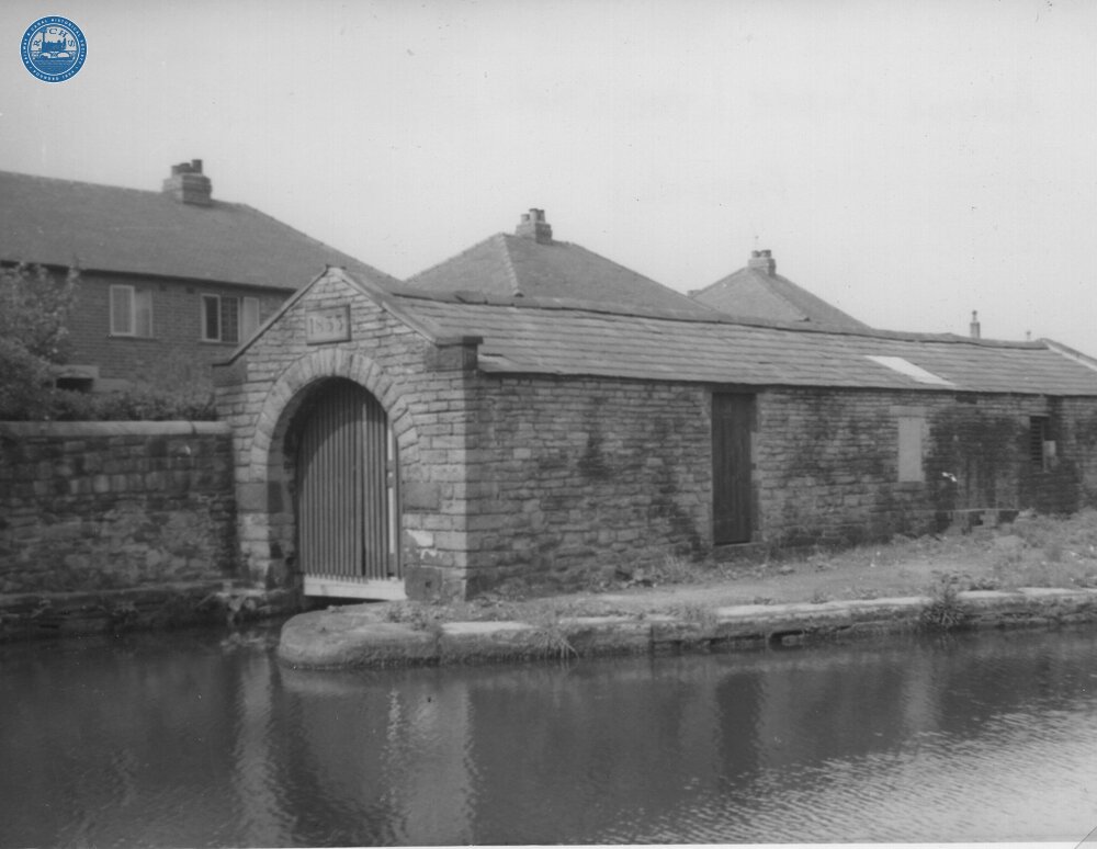 1833. Packet Boat House. 1960