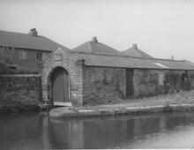 1833. Packet Boat House. 1960