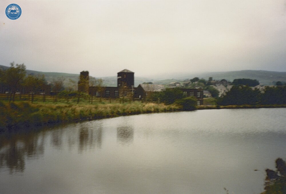 Summit Pound, Diggle. 1988
