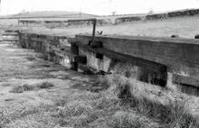 Lancaster Canal: Tewitfield Top Lock 8 showing rack & pinion paddle gear. 3/1964