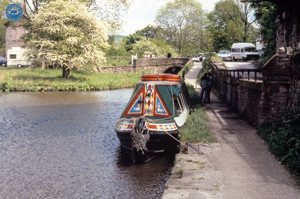 Bosley. 31-08-93 stamped on photomount.
