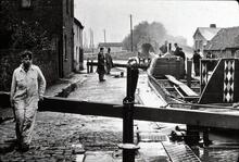  MB Admiral at Sutton Stop with coal for Banbury. August 1953
